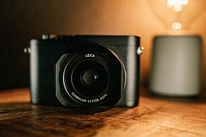 Leica Q2 19055 Monochrom